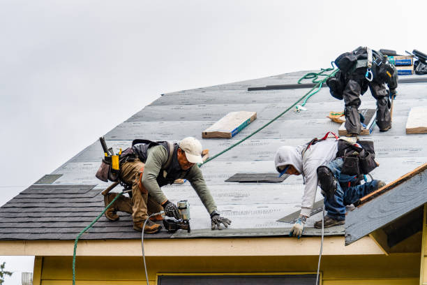 Professional Roofing technician working in Anaheim, CA